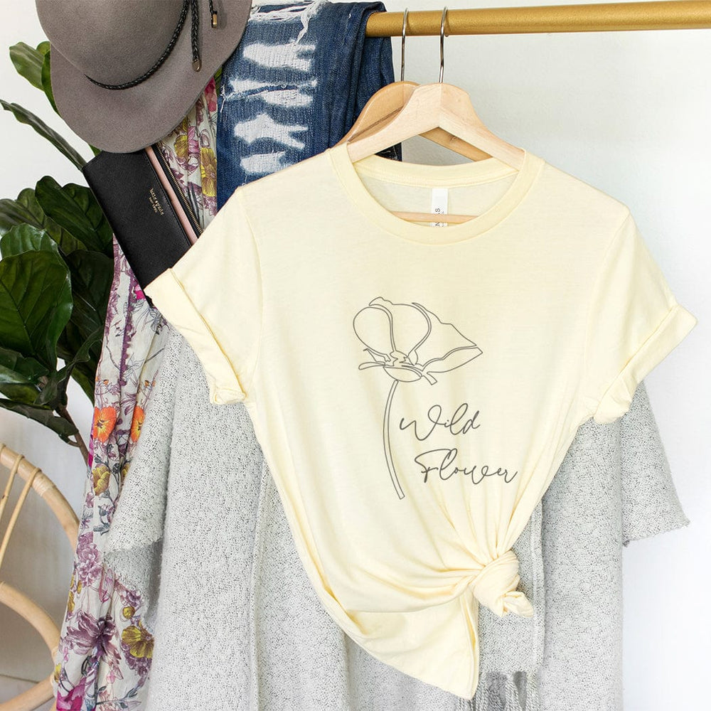 Wild Flower Line Art Tee – Minimalist Floral Graphic T-Shirt - NA119