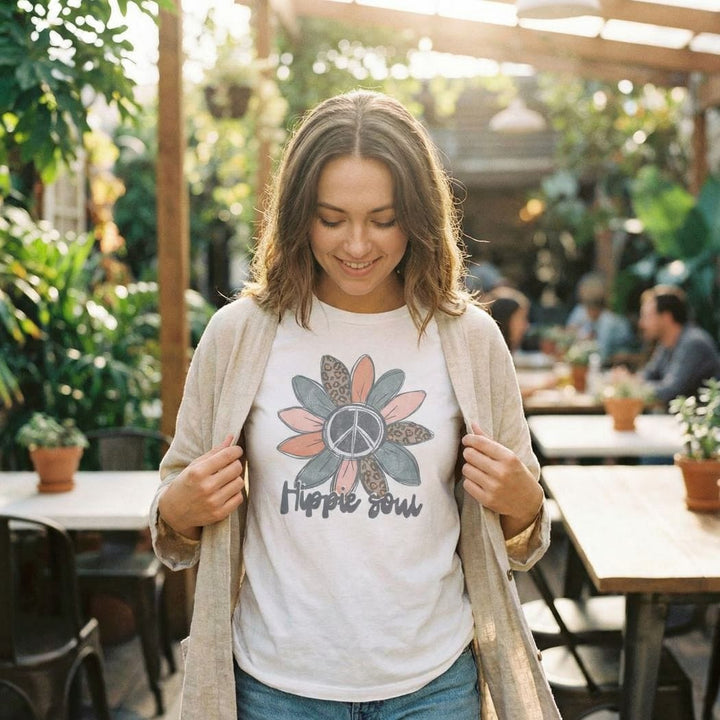 Hippie Soul Peace Daisy T-Shirt – Boho Retro Flower Tee with Leopard Petals - TY167